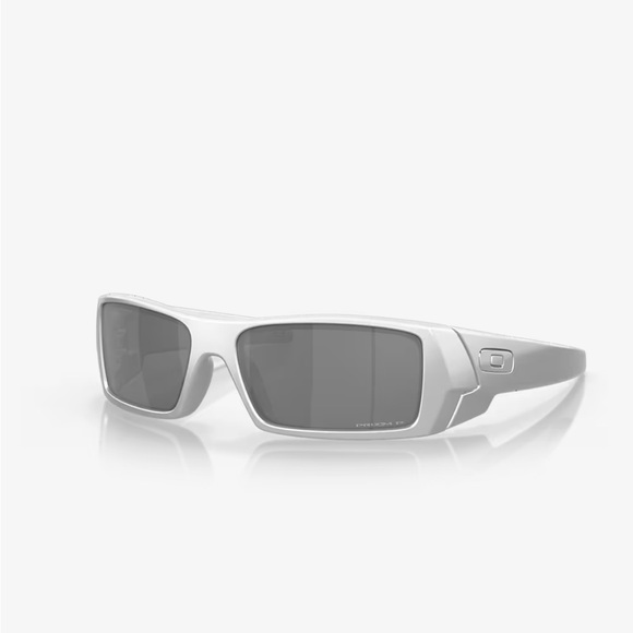 OAKLEY
OO9014 Gascan® X-Silver Collection
POLARIZED - Picture 2 of 7